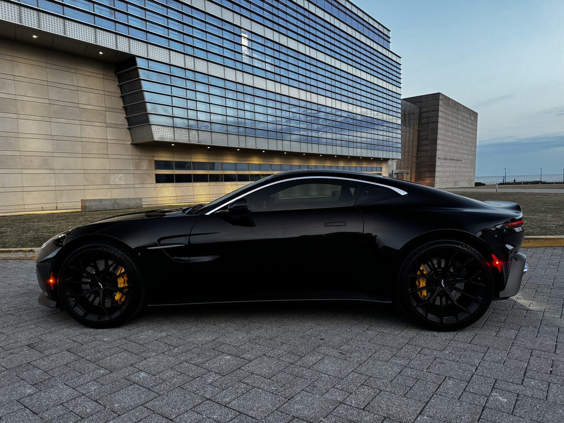 2026 Aston Martin Vantage specifications