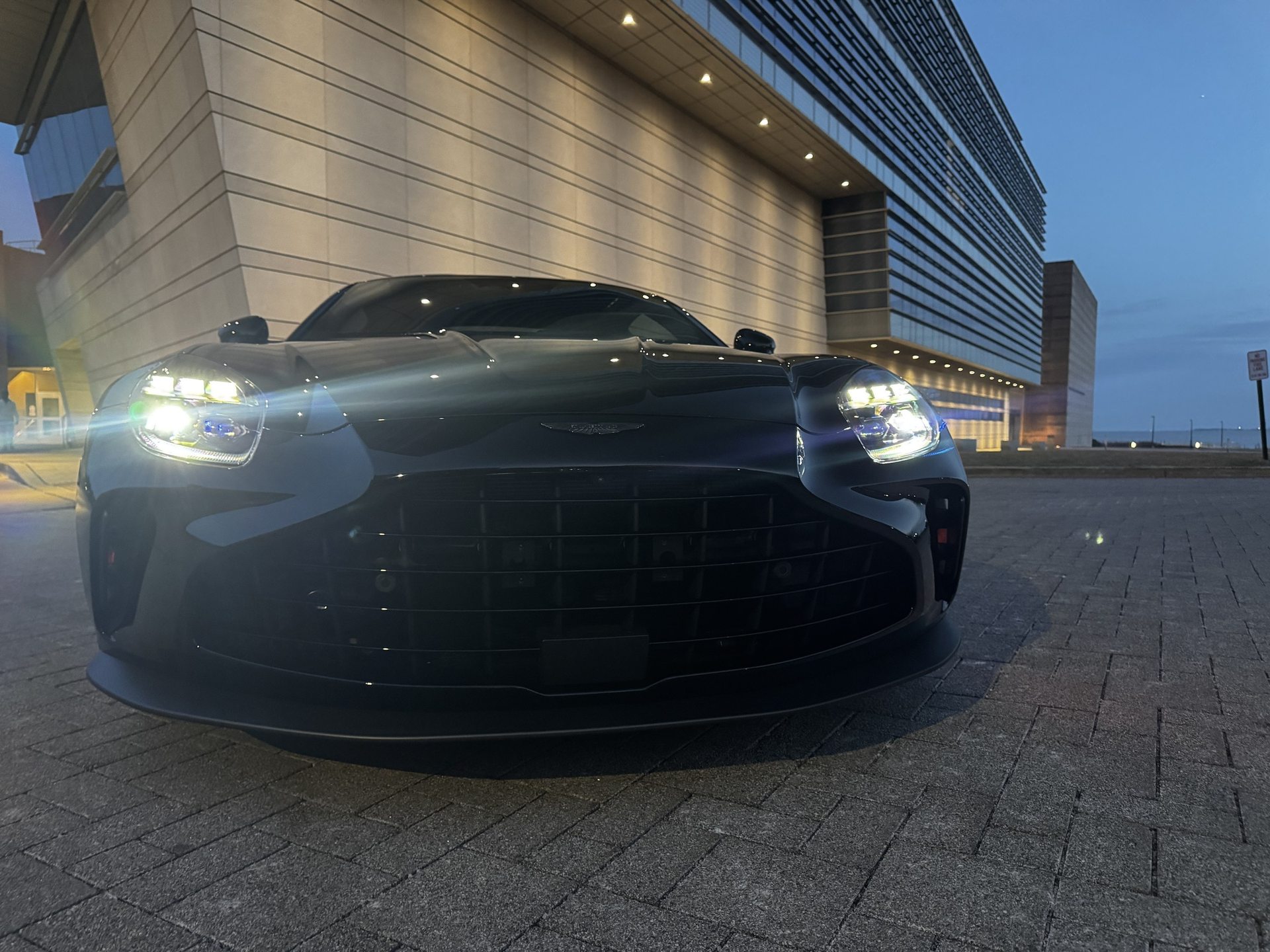 2026 Aston Martin Vantage