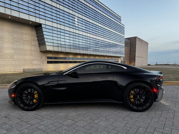 Driver-side profile, modern building