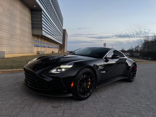 Front three-quarter at dusk